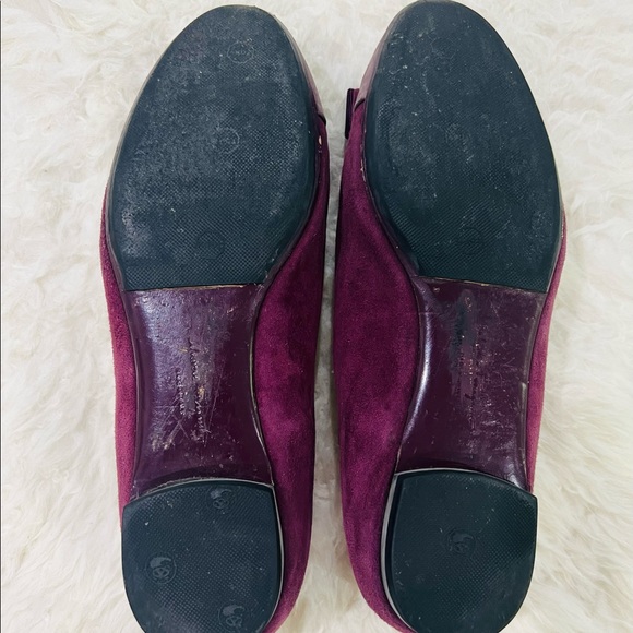 Authentic Salvatore Ferragamo Varina Flats - Picture 4 of 9